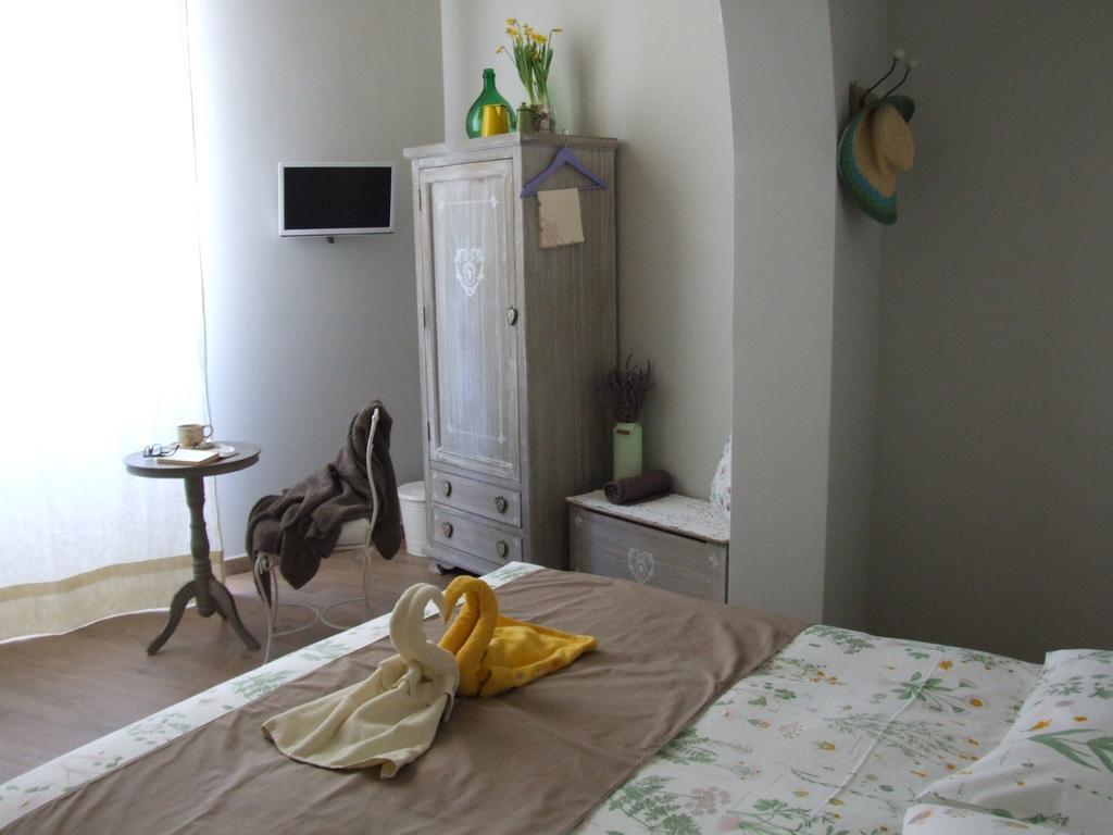 Bed and Breakfast La Casa Di Alessio Lecce Pokój zdjęcie